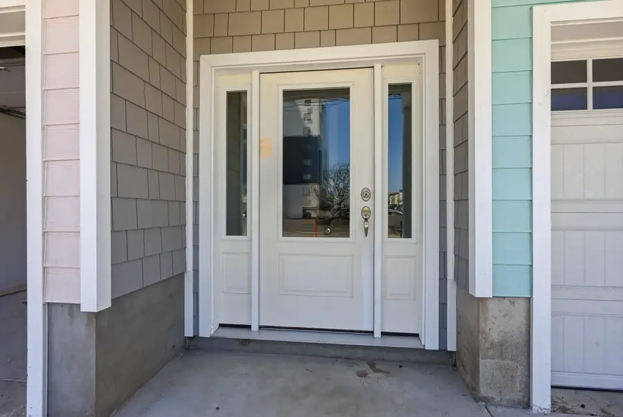 110 W Garfield Avenue, Wildwood, NJ 08260 - #3