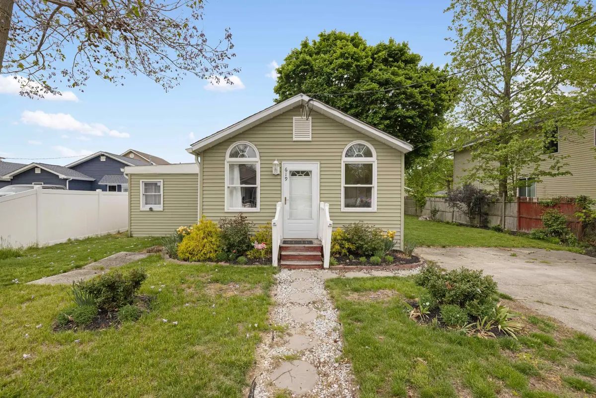 619 E Jacksonville Avenue, Villas, NJ 08251-2920 - #1