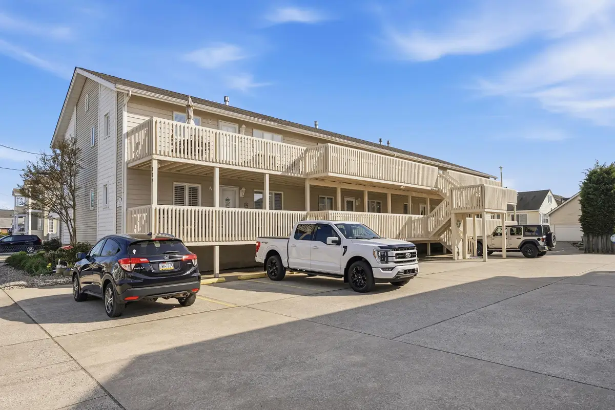 102 E Primrose Road, Wildwood Crest, NJ 08260 - #1