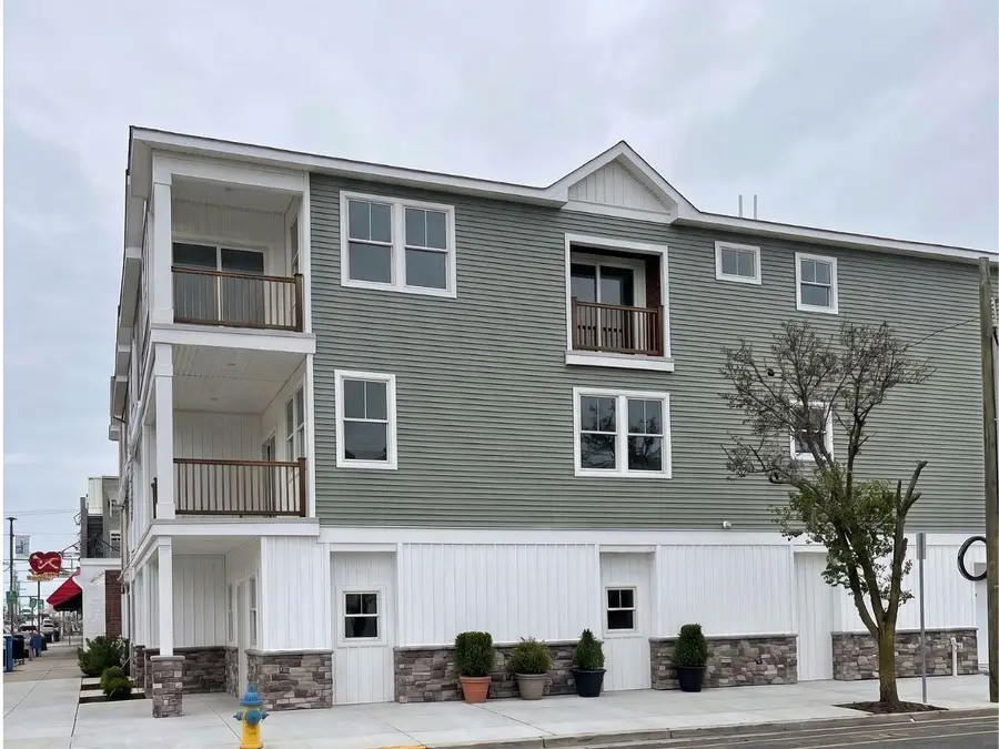 3721 Pacific Avenue, Wildwood, NJ 08260 - #2
