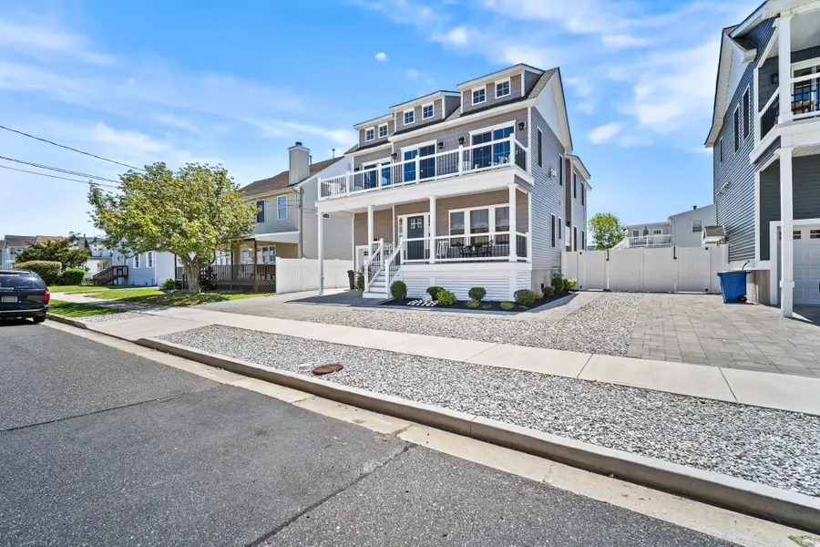 302 E 13th Avenue, North Wildwood, NJ 08260 - #3