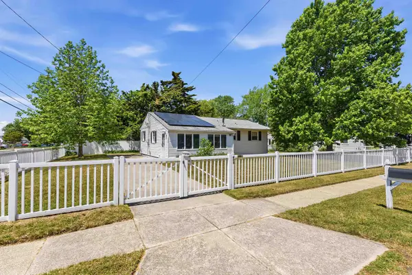 406 Leaming Avenue, North Cape May, NJ 08204-3465
