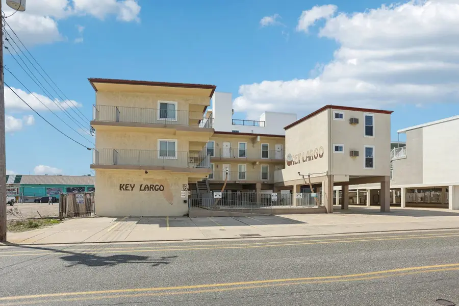 320 E Wildwood Avenue, Wildwood, NJ 08260 - #3