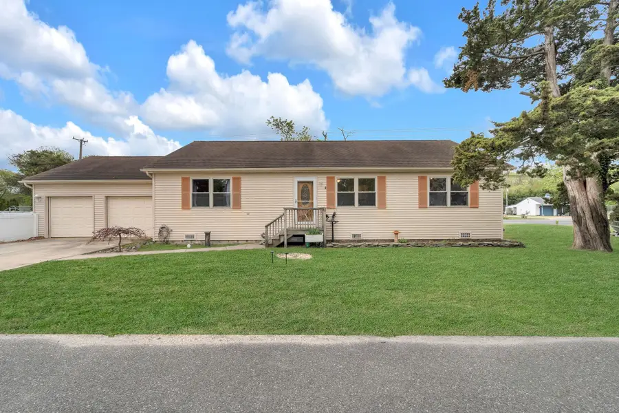 110 S 10th Street, Del Haven, NJ 08251 - #3