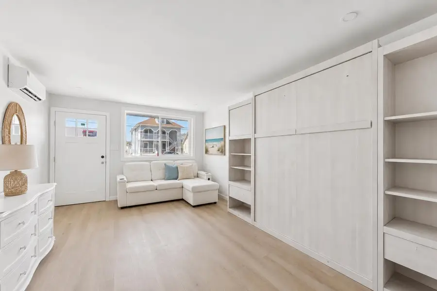 233 E Juniper Avenue, Wildwood, NJ 08260 - #2