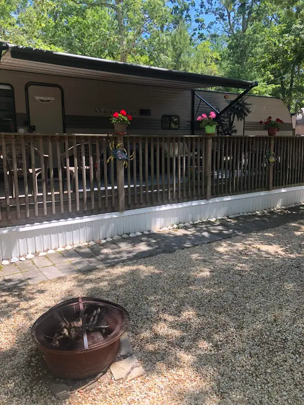 60 Corson Tavern RD, Ocean View, NJ 08230-1671