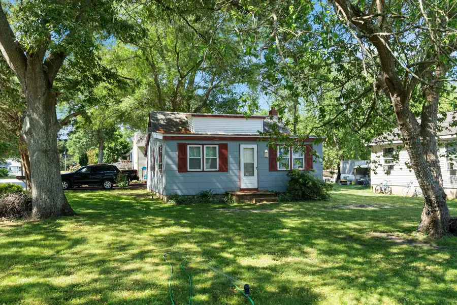 35 E Atlantic Avenue, Cape May Court House, NJ 08210 - #2
