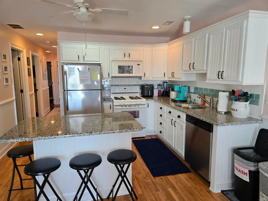 315 E Youngs Avenue, Wildwood, NJ 08260 - #3