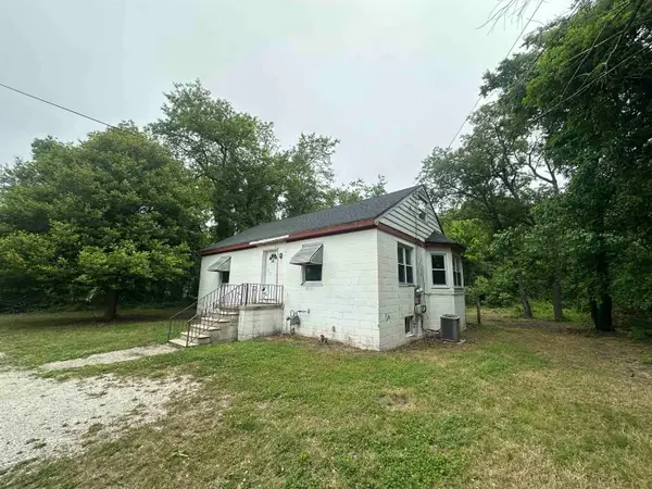 100 Indian Trail, Cape May Court House, NJ 08210