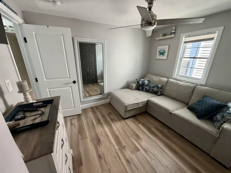 110 E Roberts Avenue, Wildwood, NJ 08260 - #3