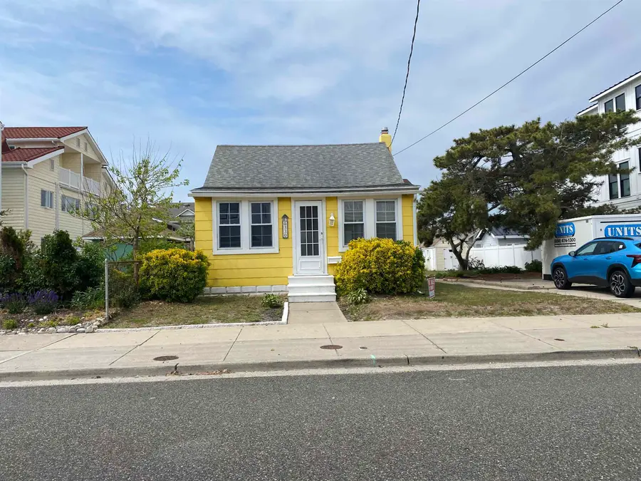 330 E 2nd Avenue, North Wildwood, NJ 08260 - #2