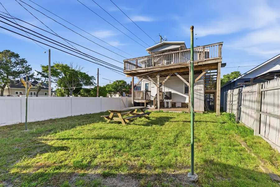 132 W Juniper Avenue, Wildwood, NJ 08260 - #3