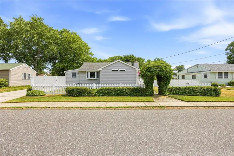 9 Susan Lane, Middle, NJ 08204 - #3