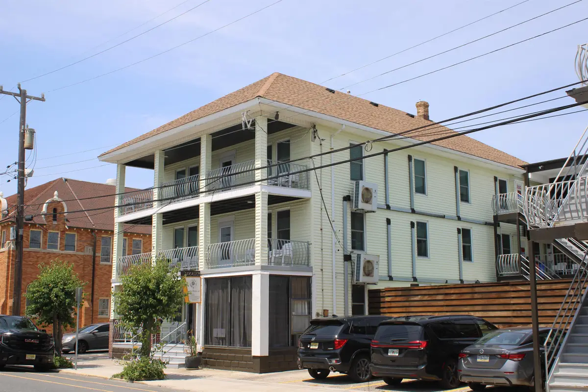 313 Glenwood Avenue, Wildwood, NJ 08260-4541 - #1