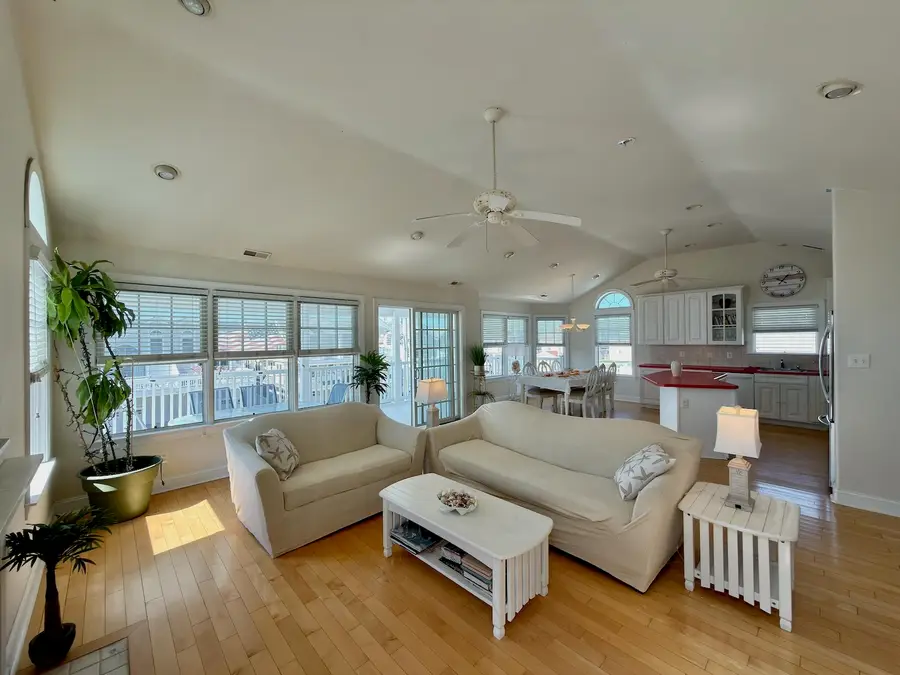125 78th Street, Sea Isle City, NJ 08243 - #3