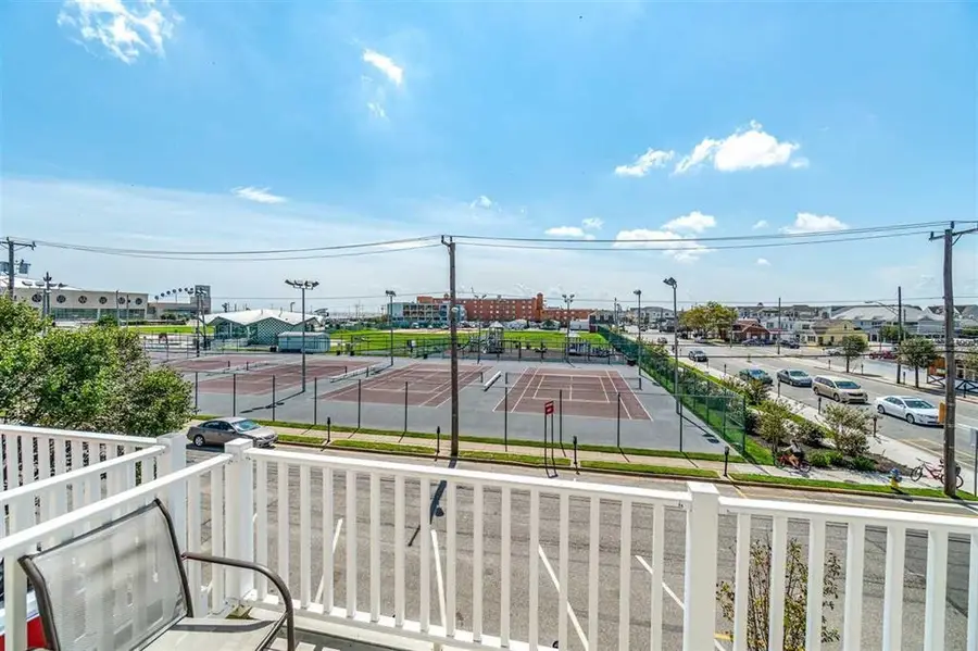 303 E Montgomery Avenue, Wildwood, NJ 08260-4655 - #3