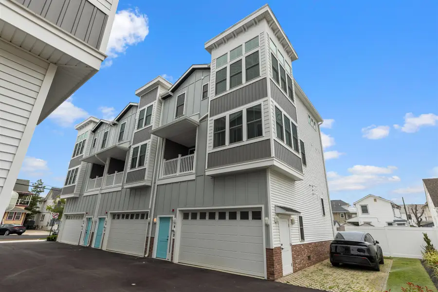 118 E Taylor Avenue, Wildwood, NJ 08260 - #2