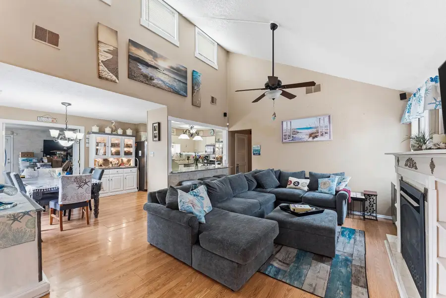 200 W Pittsburgh Avenue, Wildwood Crest, NJ 08260 - #3