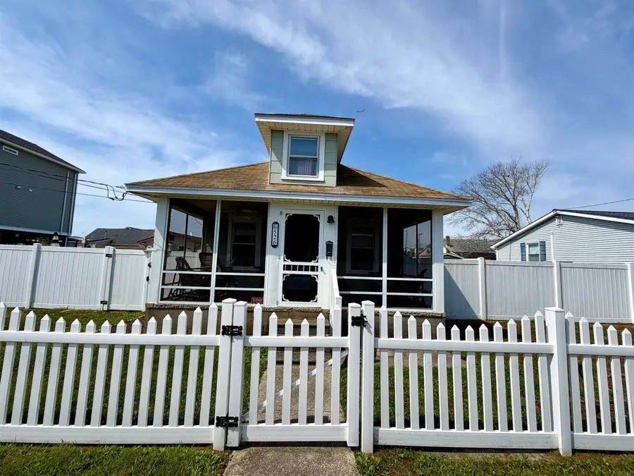 526 W Magnolia Avenue, West Wildwood, NJ 08260 - #2