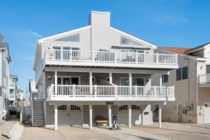117 W 78th Street, Sea Isle City, NJ 08243-0000 - #1