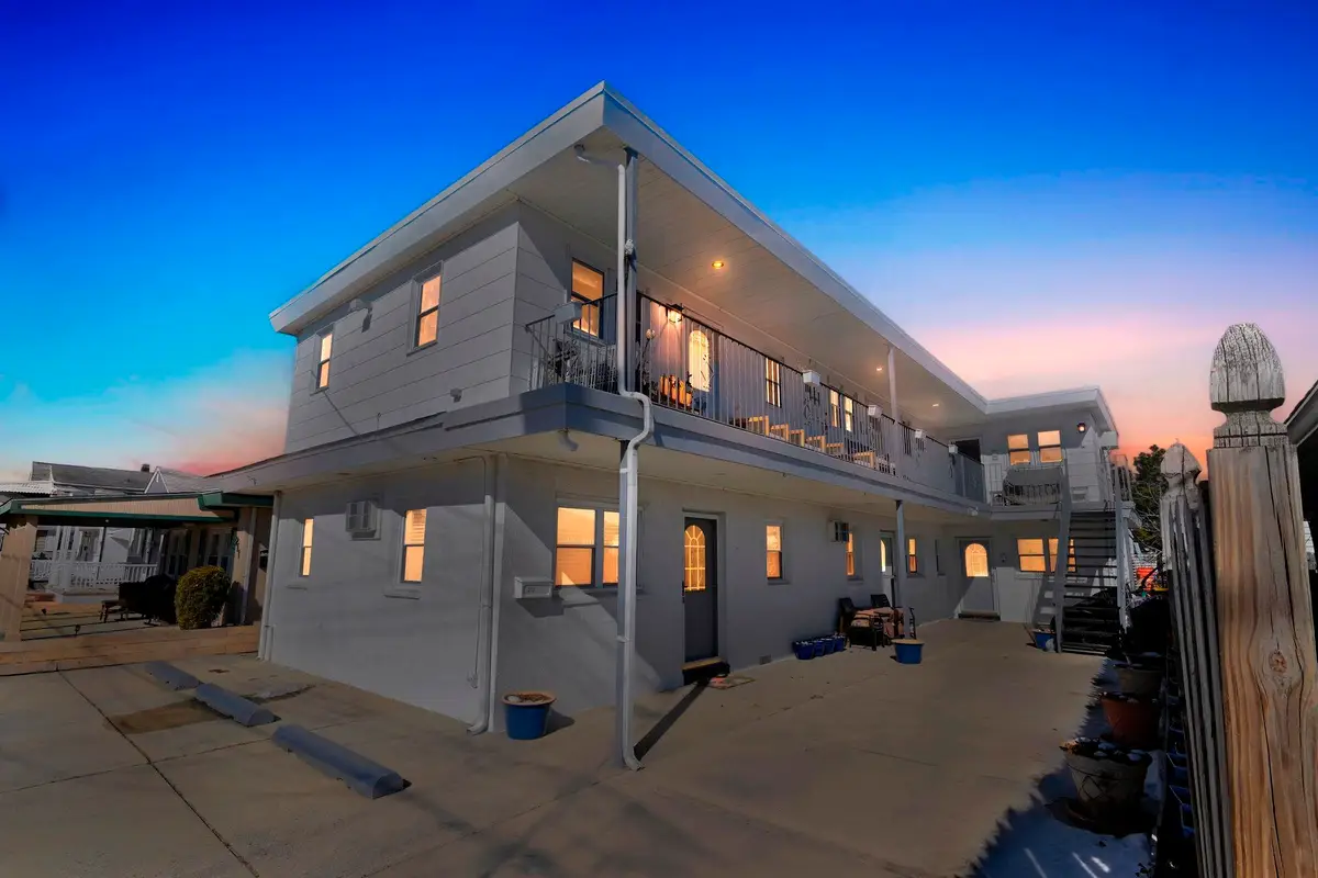 213 E Miami Avenue, Wildwood Crest, NJ 08260 - #1