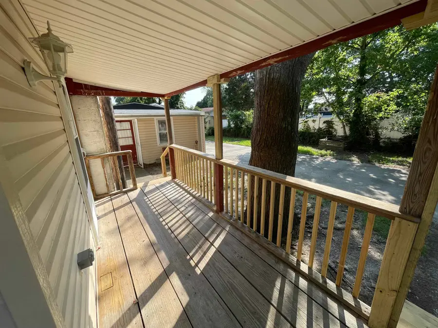 44 E Delaware Parkway, Villas, NJ 08251 - #3