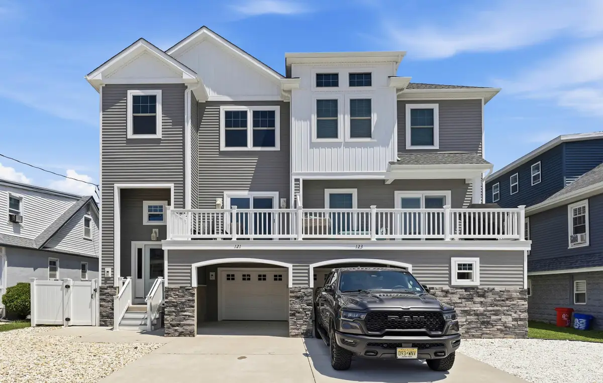 121 E 23rd Avenue, North Wildwood, NJ 08260 - #1