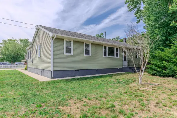 208 Fulling Mill Rd, Villas, NJ 08251