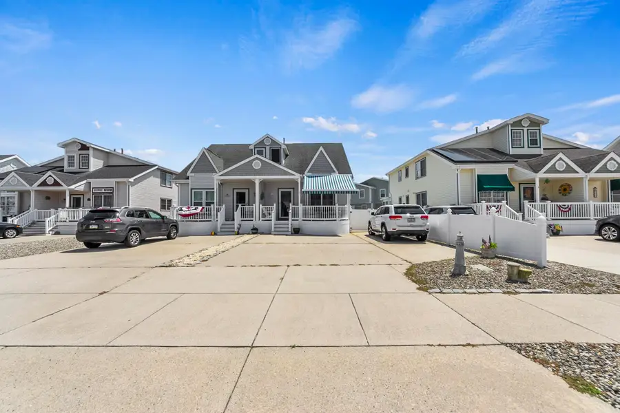 621 W Pine Avenue, North Wildwood, NJ 08260 - #2