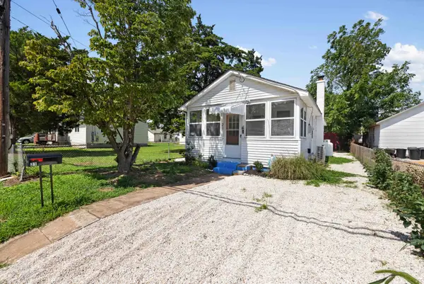 21 Woodland Avenue, Villas, NJ 08251