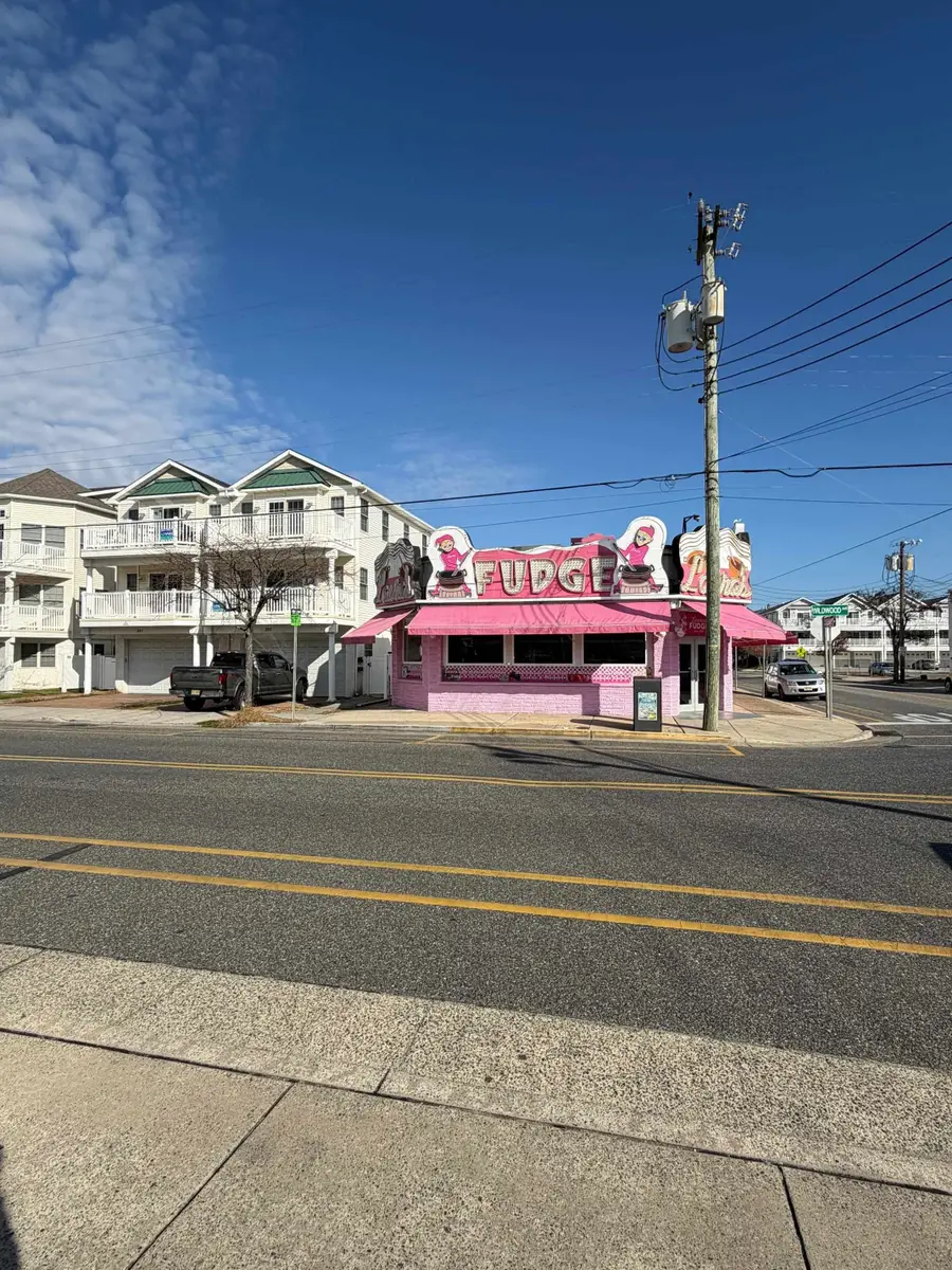 351 E Wildwood Avenue, Wildwood, NJ 08260 - #3