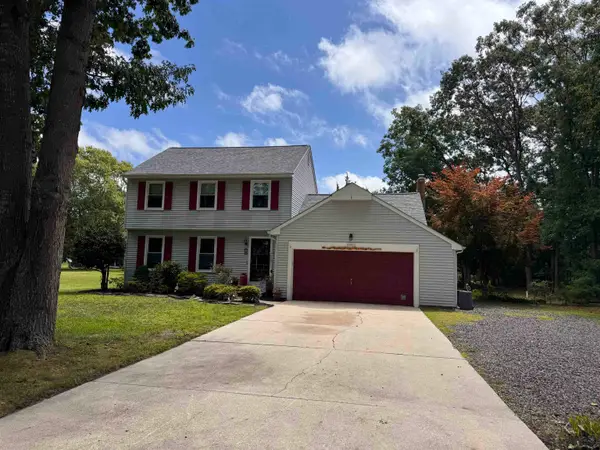 28 Sunset Drive, Petersburg, NJ 08270