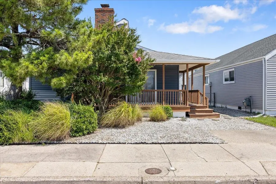 103 W Trenton Avenue, Wildwood Crest, NJ 08260 - #3