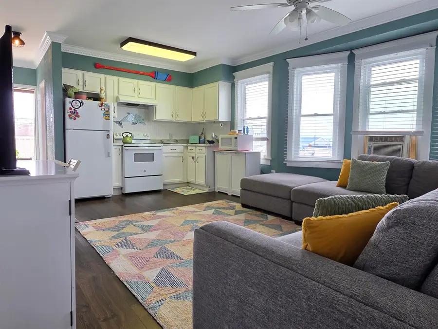 5605 Seaview Avenue, Wildwood Crest, NJ 08260 - #3