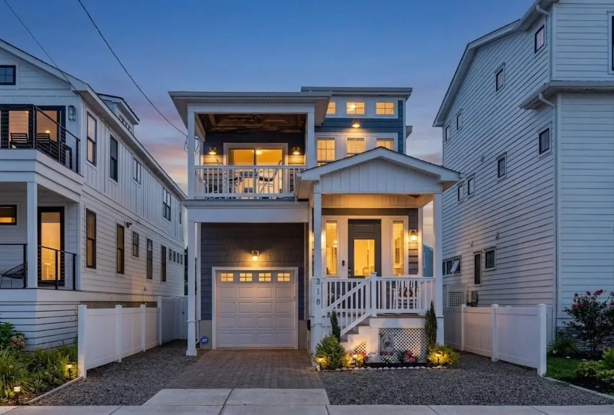318 E 16th Avenue, North Wildwood, NJ 08260 - #1