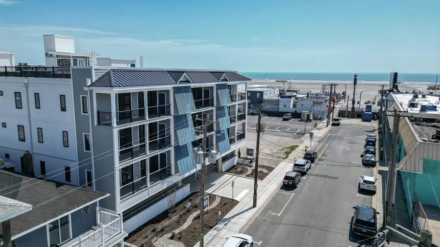 323 E Oak Avenue, Wildwood, NJ 08260 - #2