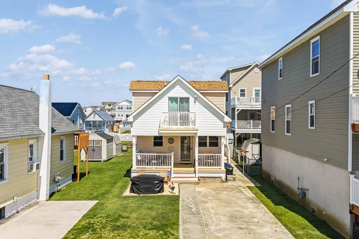213 W 17th Avenue, North Wildwood, NJ 08260 - #1