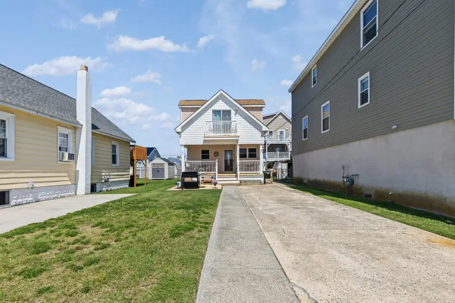 213 W 17th Avenue, North Wildwood, NJ 08260 - #3