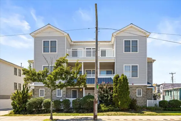 200 E Youngs Avenue, Wildwood, NJ 08260