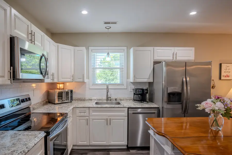203 W Pacific Avenue, Cape May Court House, NJ 08210 - #3