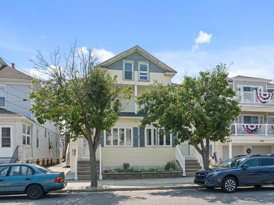 238-240 W Wildwood Avenue, Wildwood, NJ 08260 - #2