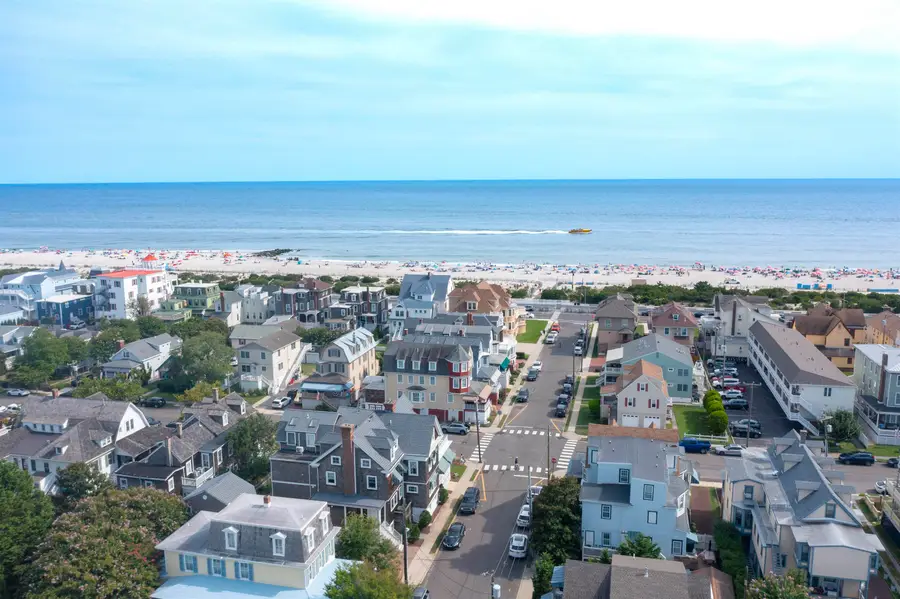 901 Stockton Avenue, Cape May, NJ 08204 - #3