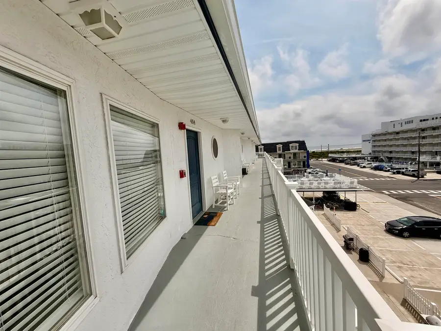 6109 E Atlantic Avenue, Wildwood Crest, NJ 08260 - #2