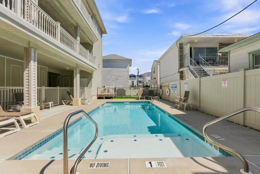 225 E Bennett Avenue, Wildwood, NJ 08260 - #3