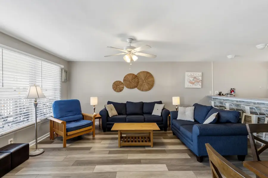 225 E Davis Avenue, Wildwood, NJ 08260 - #3