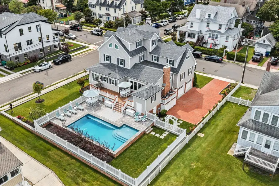 901 Benton Avenue, Cape May, NJ 08204 - #2