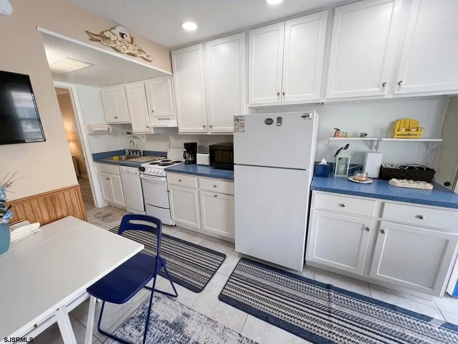 513 E 17th Street, North Wildwood, NJ 08260 - #3