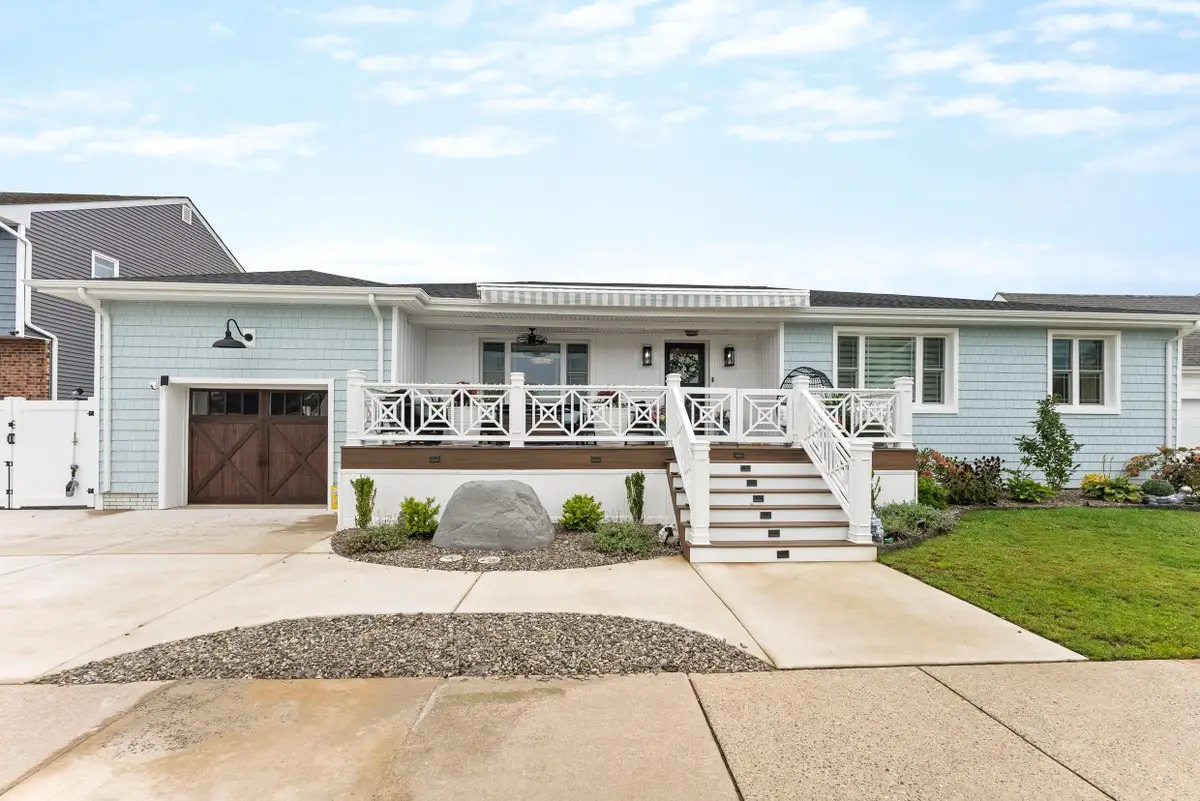 105 W Jefferson Avenue, Wildwood Crest, NJ 08260 - #1