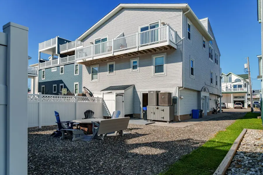 24 33rd Street, Sea Isle City, NJ 08243 - #2