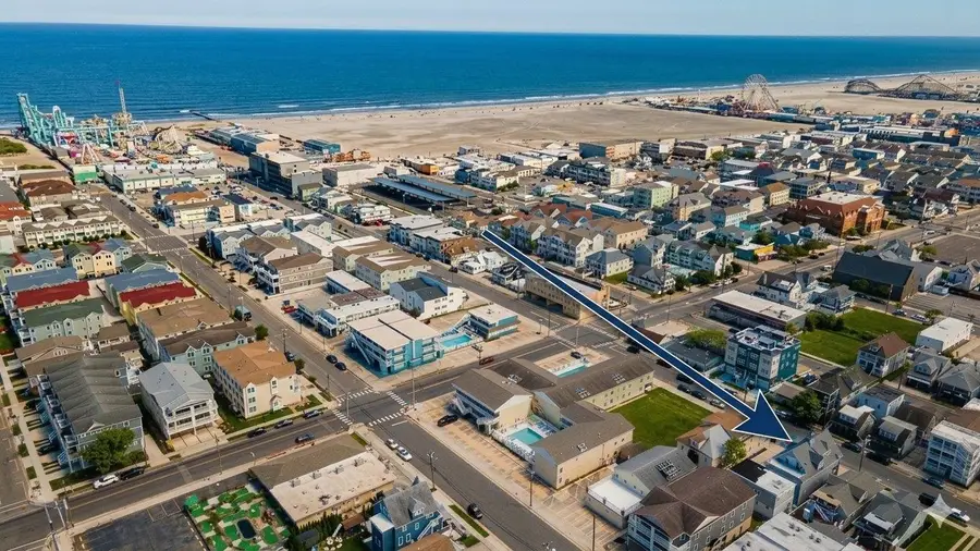 213 E 26th Avenue, North Wildwood, NJ 08260 - #3